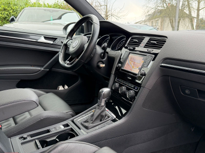 Volkswagen Golf VII Lim. R BMT 4Motion 300 PS/