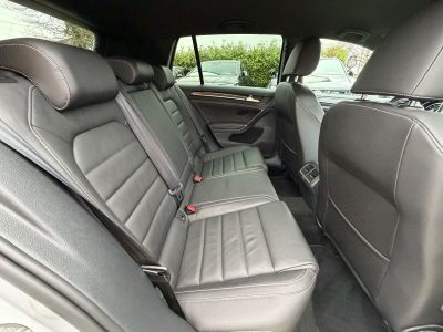 Volkswagen Golf VII Lim. R BMT 4Motion 300 PS/