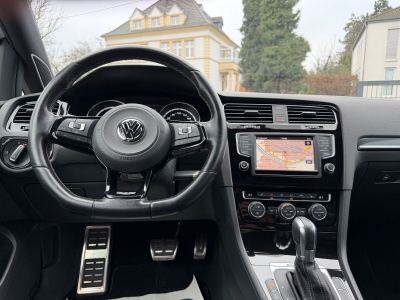 Volkswagen Golf VII Lim. R BMT 4Motion 300 PS/