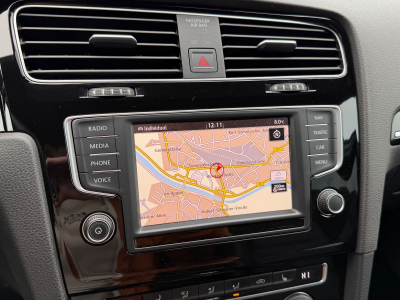 Volkswagen Golf VII Lim. R BMT 4Motion 300 PS/