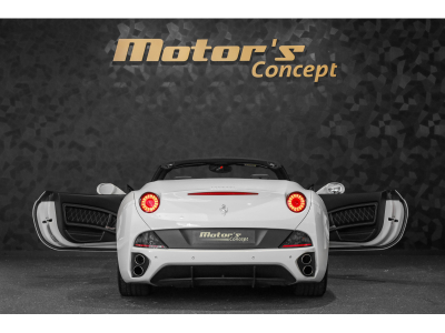 Ferrari California 4.3 V8 - BIANCO AVUS