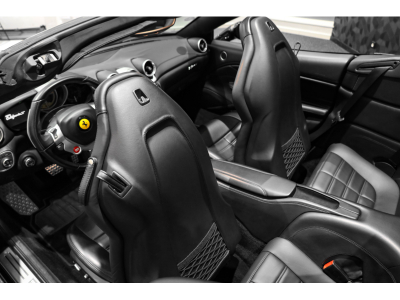 Ferrari California T 3.8 V8 - NERO DAYTONA