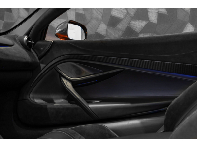 McLaren 720S PERFORMANCE COUPÉ AZORES ORANGE - ELITE PAINT