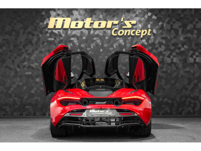 McLaren 720S PERFORMANCE COUPÉ - MEMPHIS RED - SPECIAL PAINT