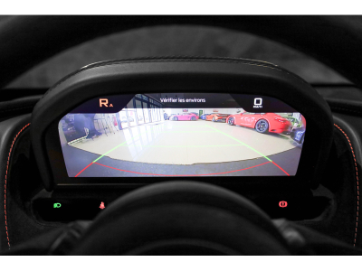 McLaren 720S PERFORMANCE COUPÉ - MEMPHIS RED - SPECIAL PAINT