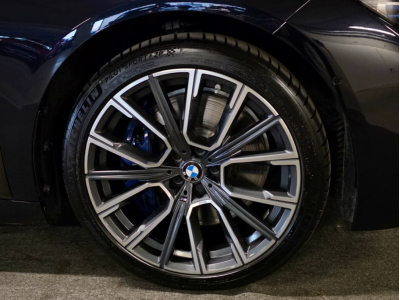 BMW 745 HYBRIDE  M SPORT PAKET CARBON CORE INDIVIDUAL FULL OPTIONS