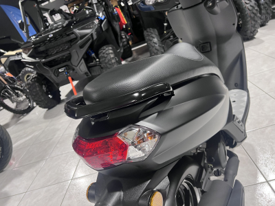 Peugeot Kisbee Black Edition CL A   25 km/h