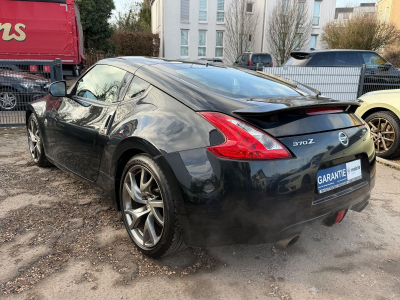 Nissan 370Z 370 Z Pack/AUTOMATIK/KAMERA/LEDER