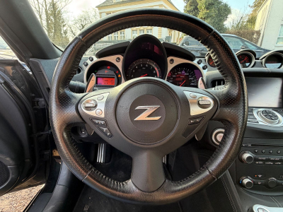 Nissan 370Z 370 Z Pack/AUTOMATIK/KAMERA/LEDER
