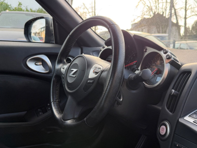 Nissan 370Z 370 Z Pack/AUTOMATIK/KAMERA/LEDER