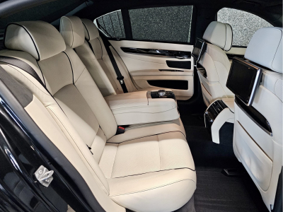 BMW 750 D XDRIVE INDIVIDUAL 1 HAND SOFTCLOSE HEAD UP HARMAN KARDON PANO CUIR NAVI