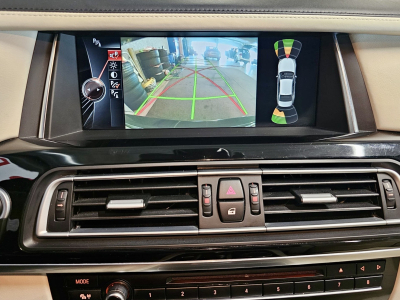 BMW 750 D XDRIVE INDIVIDUAL 1 HAND SOFTCLOSE HEAD UP HARMAN KARDON PANO CUIR NAVI