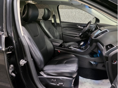 Ford Edge Edge 2,0 l TDCi Bi-Turbo 4x4 Pano, Gps ,Attache Remorque