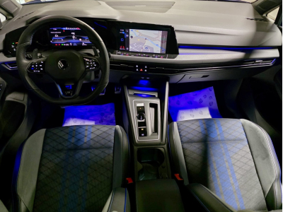 Volkswagen Golf R 8 2.0 TSI 320 4MOTION IQ LIGHT PANO CUIR NAVI