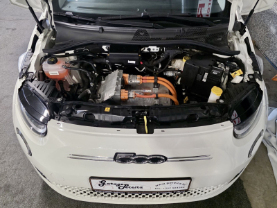 Fiat 500e CABRIO NAVI 280km Autonomie