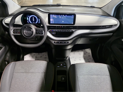 Fiat 500e CABRIO NAVI 280km Autonomie