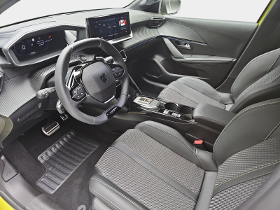 Peugeot 208 1.2 PureTech Hýbrid 110 E-DSC6 GT