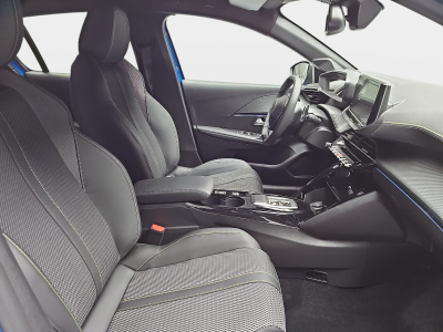 Peugeot 208 1.2 PureTech Hýbrid 110 E-DSC6 GT