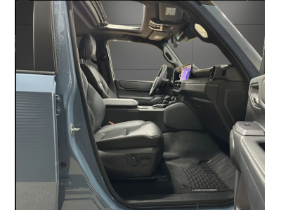 Toyota Land Cruiser HYBRID 2.4