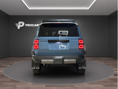 Toyota Land Cruiser HYBRID 2.4