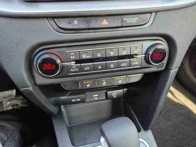 Kia Ceed 1.5 T-GDI AUTO 140 Vision