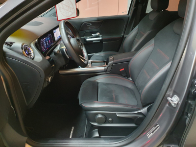 Mercedes-Benz GLA 200 d 8G-DCT 150CV AMG-Line