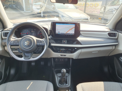 Suzuki Swift Essence/hybrid