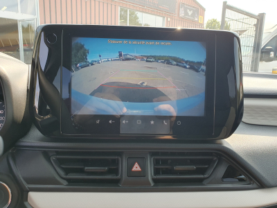 Suzuki Swift Essence/hybrid