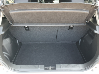 Suzuki Swift Essence/hybrid