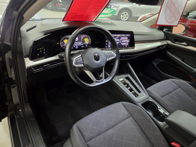 Volkswagen Golf VIII TDI BOITE AUTO. 116CV