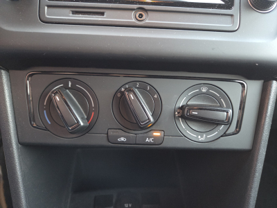 Volkswagen Polo 1.0i 60CV TRENDLINE