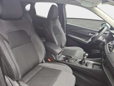 Nissan Qashqai 1.3 DIG-T MHEV 140 N-Connecta