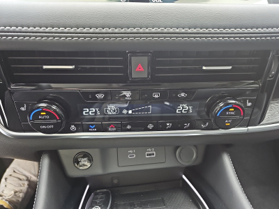 Nissan X-Trail 1.5 VC-T E-Force 213 AUTO Tekna