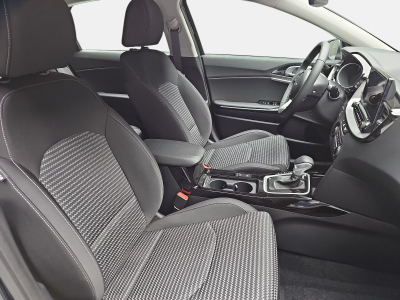 Kia Ceed 1.5 T-GDi 140 DCT Ultimate Edition