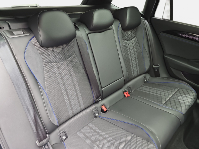 Volkswagen Passat Variant 2.0 TDi DSG 150 R-Line