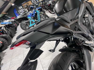 Yamaha MT-09 Selle pilote et passager confort inclus