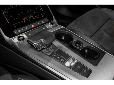 Audi A6 AVANT 55 TFSI E S-LINE QUATTRO
