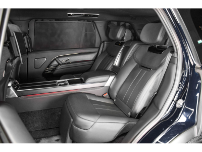 Land-Rover Range Rover SV P530 4.4 V8 LWB