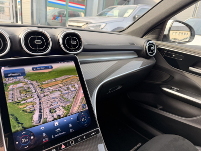 Mercedes-Benz C 220 d AMG line