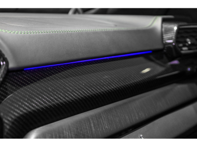 Lamborghini Urus V8 - NERO HELENE / VERDE