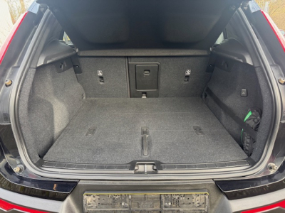 Volvo XC40 VOLVO XC40 MOMENTUM PRO NAVI LEDER LED KAMERA MFL SHZ