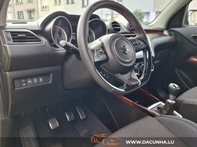 Suzuki Swift 1.4 SPORT, HYBRIDE, NAVI, LIGNES, CAMERA, 1 HAND