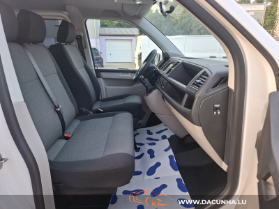 Volkswagen T6 Transporter 2.0 TDI 9 PLACES, 1 HAND, CLIMA,NAVI,PDC,CAMERA