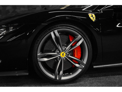 Ferrari 296 GTB V6 - NERO DS