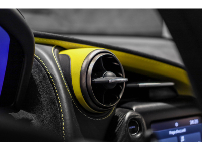 McLaren 720S PERFORMANCE COUPÉ - PACK CARBONE - MSO PAINT