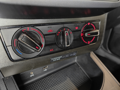 Seat Ibiza 1.0 TSI CLIMATISATION BLUETOOTH RADAR AV+ARR