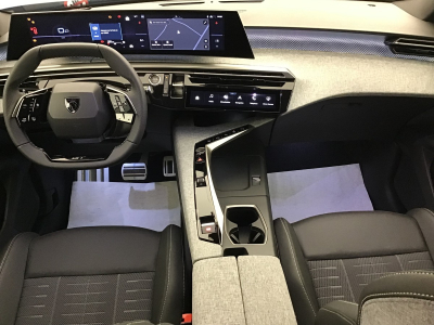 Peugeot 3008 Hybrid 145 e-DCS6 GT