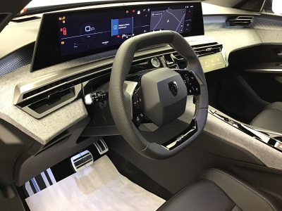 Peugeot 3008 Hybrid 145 e-DCS6 GT