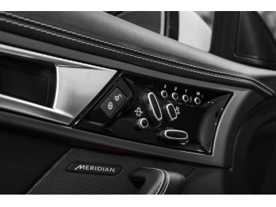 Jaguar F-Type R Cabriolet RWD 5.0 V8