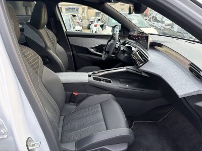 Peugeot 5008 NEW 5008 GT 1.6 Plug-In Hybrid 195 e-DCS7